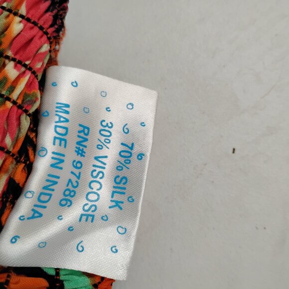 Silk Palazzo Pants size Small but are very stretchy. 70 percent silk - Picture 4 of 5